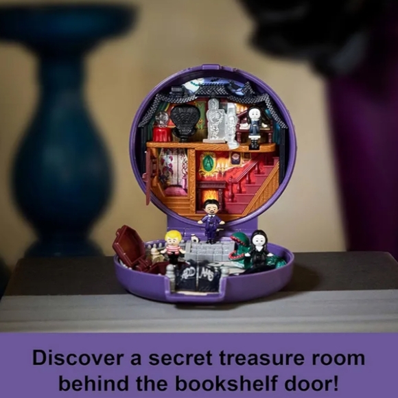 NIB. Polly Pocket Collector The Addams Family Compact - Picture 7 of 7